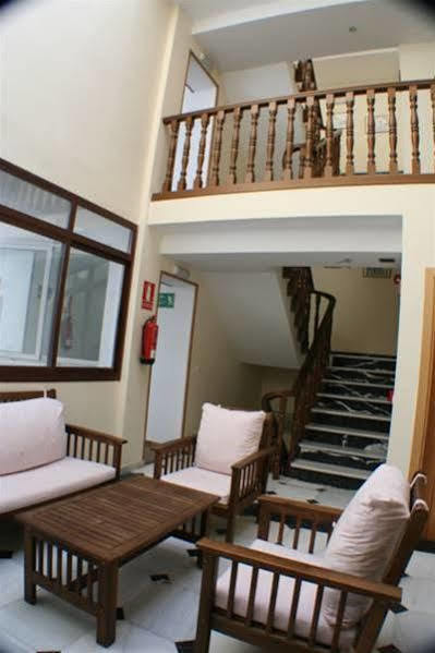 Hostal Margarita La Línea de la Concepción Exterior foto